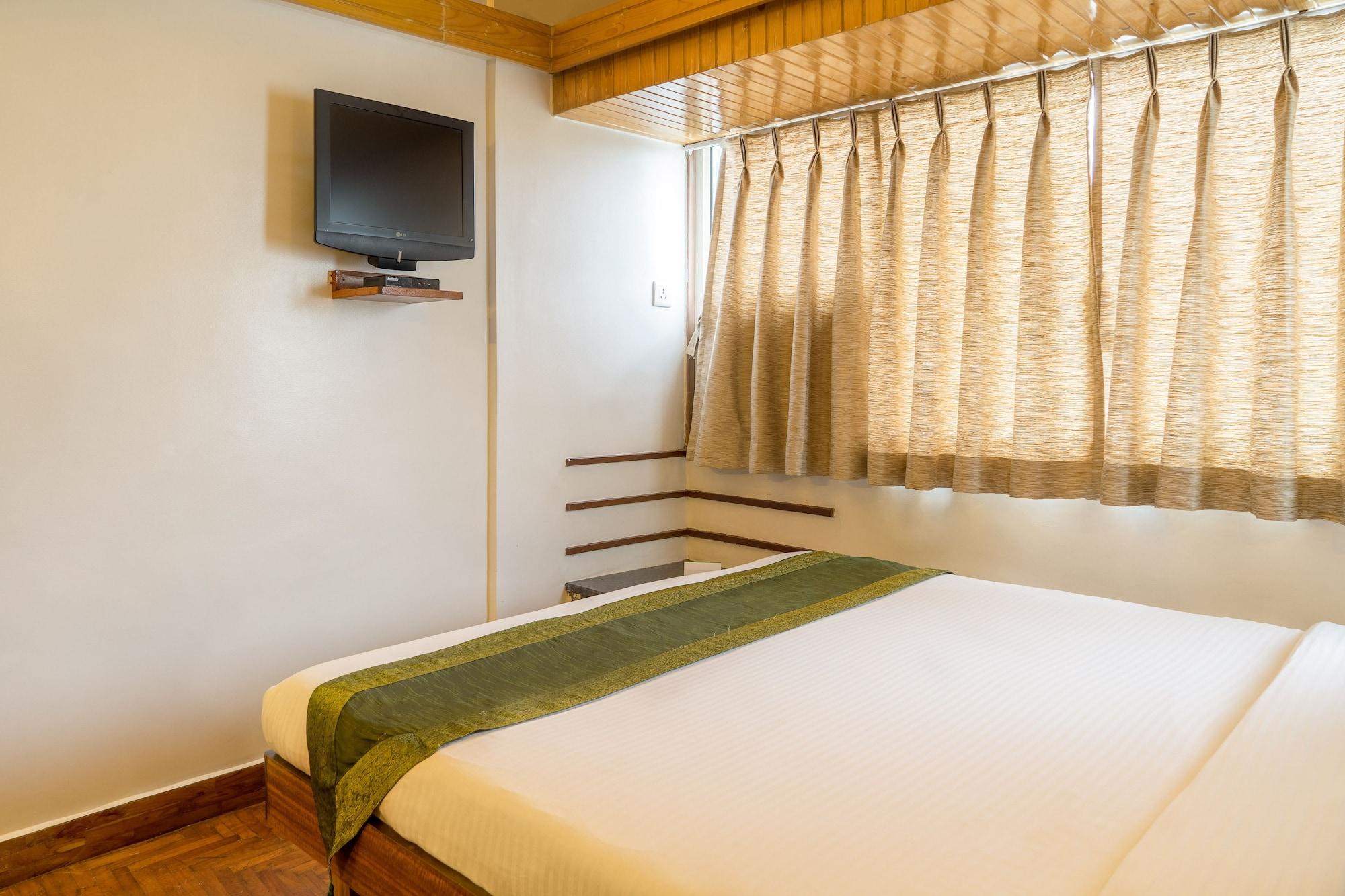Treebo Trend Sahara Hotel Pune Exterior photo