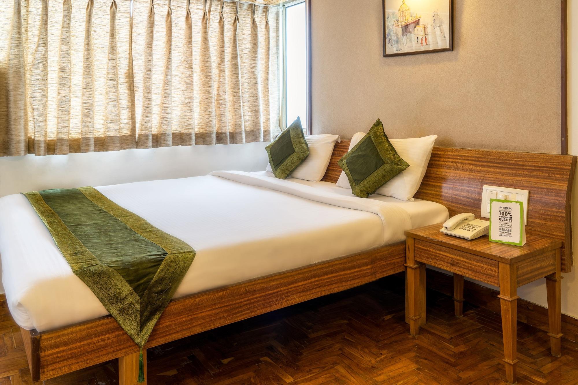 Treebo Trend Sahara Hotel Pune Exterior photo