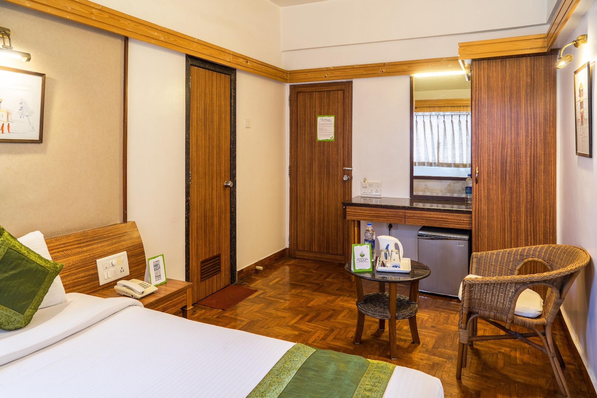 Treebo Trend Sahara Hotel Pune Exterior photo