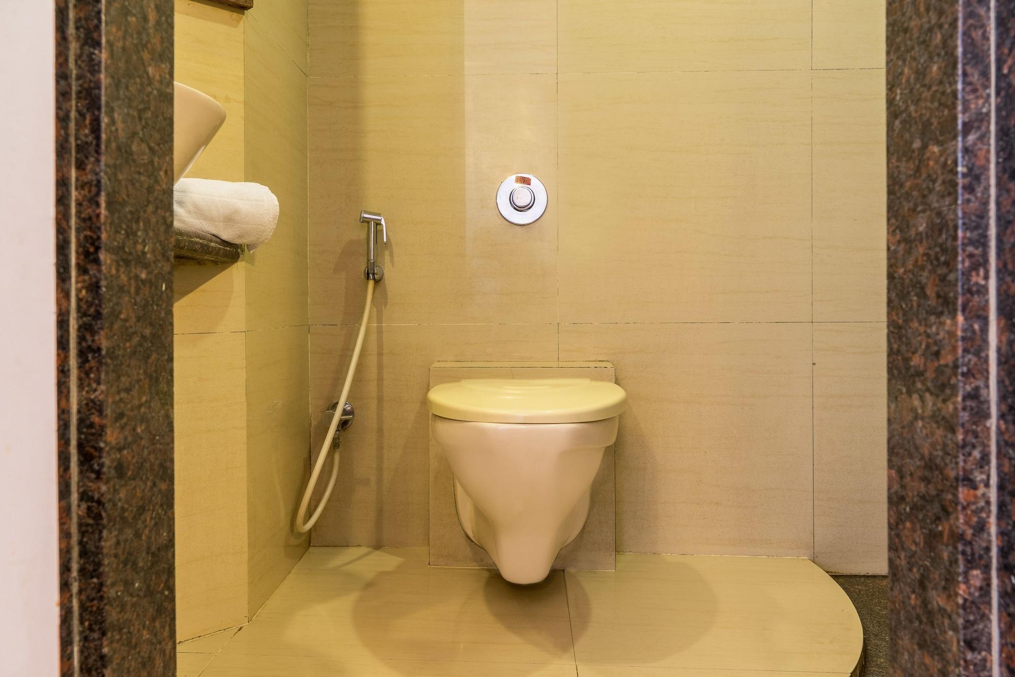Treebo Trend Sahara Hotel Pune Exterior photo