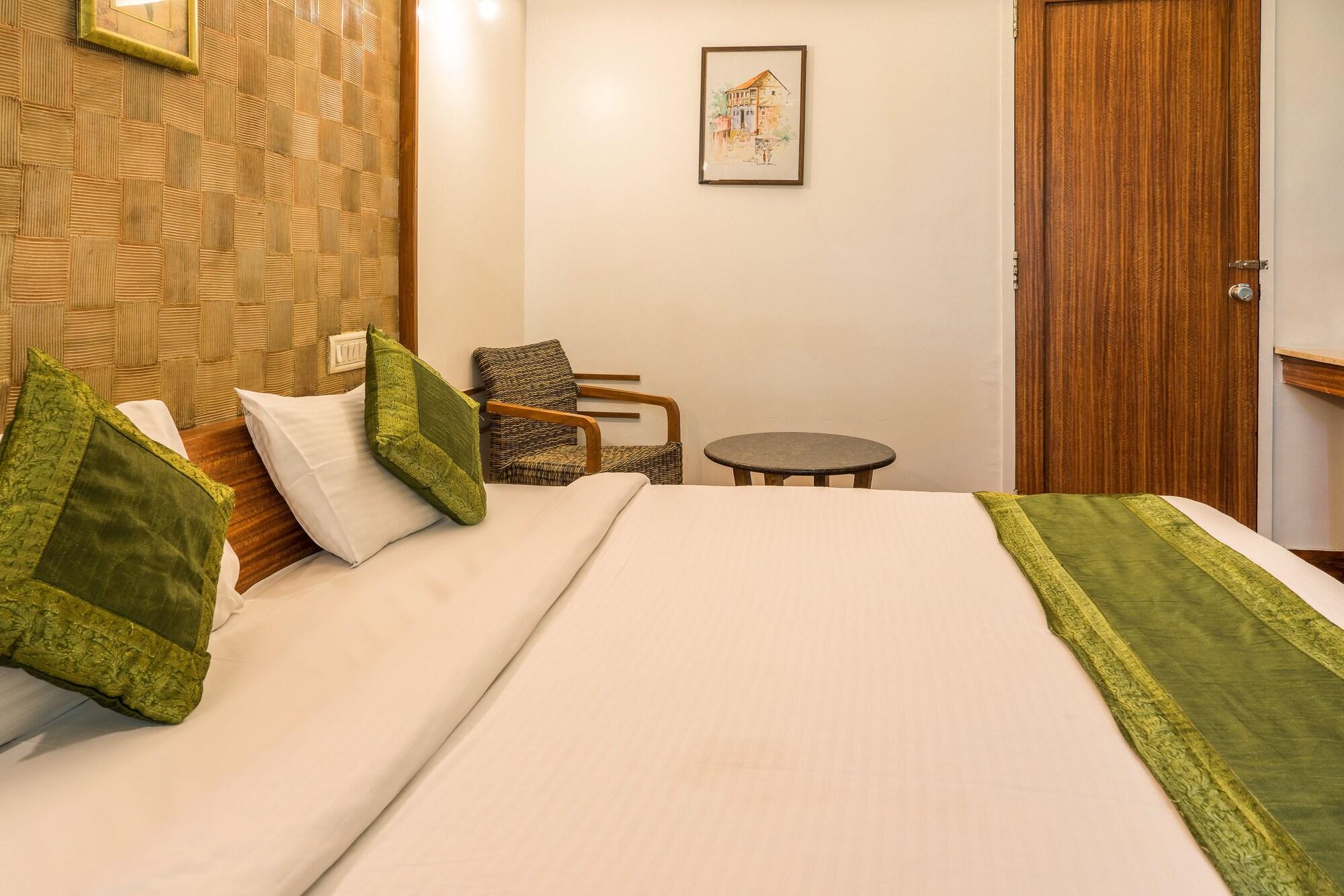 Treebo Trend Sahara Hotel Pune Exterior photo